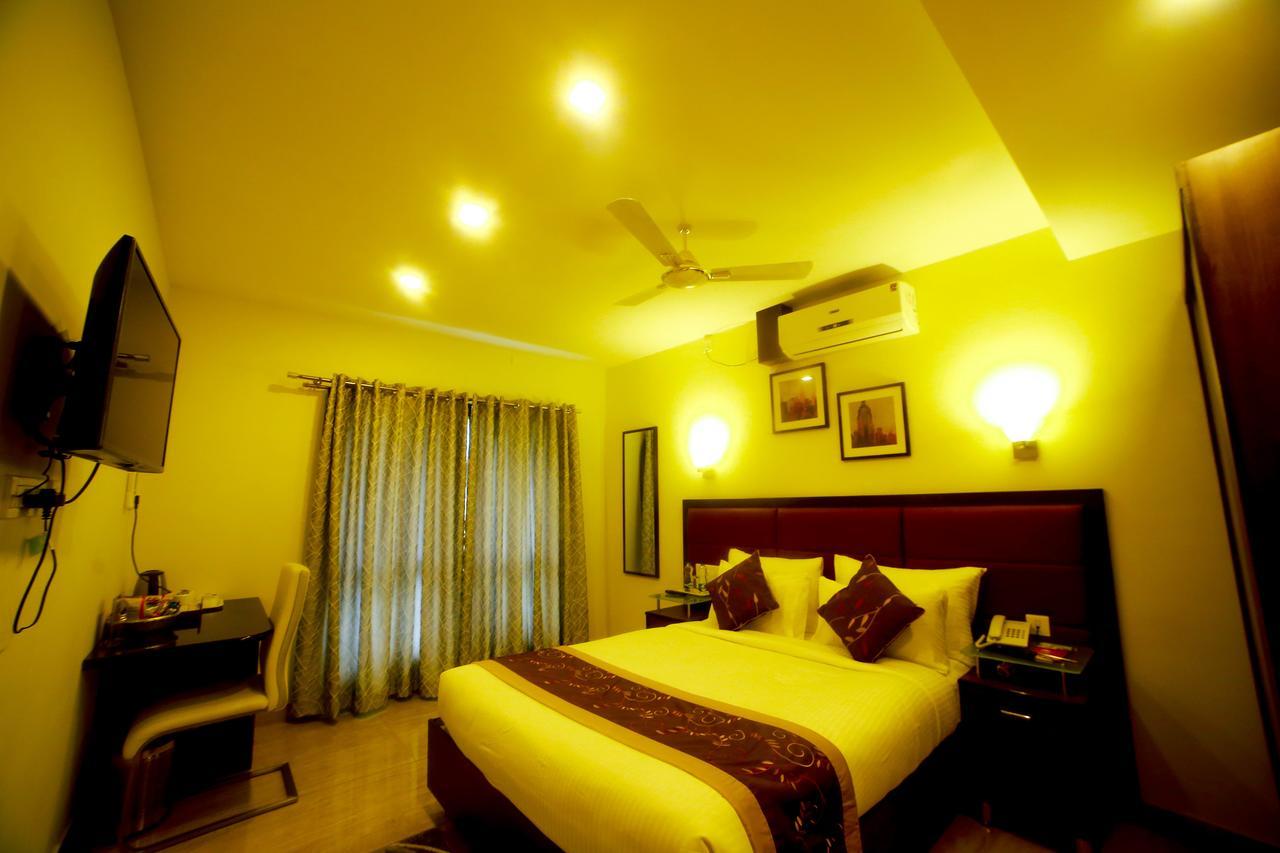 D Breeze Suites Devanahalli Habitación foto
